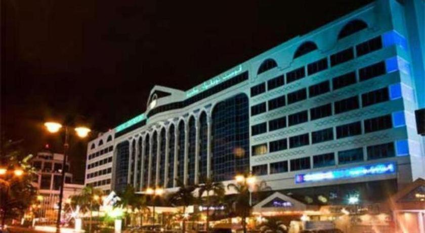 The Centrepoint Hotel Bandar Seri Begawan Exterior foto